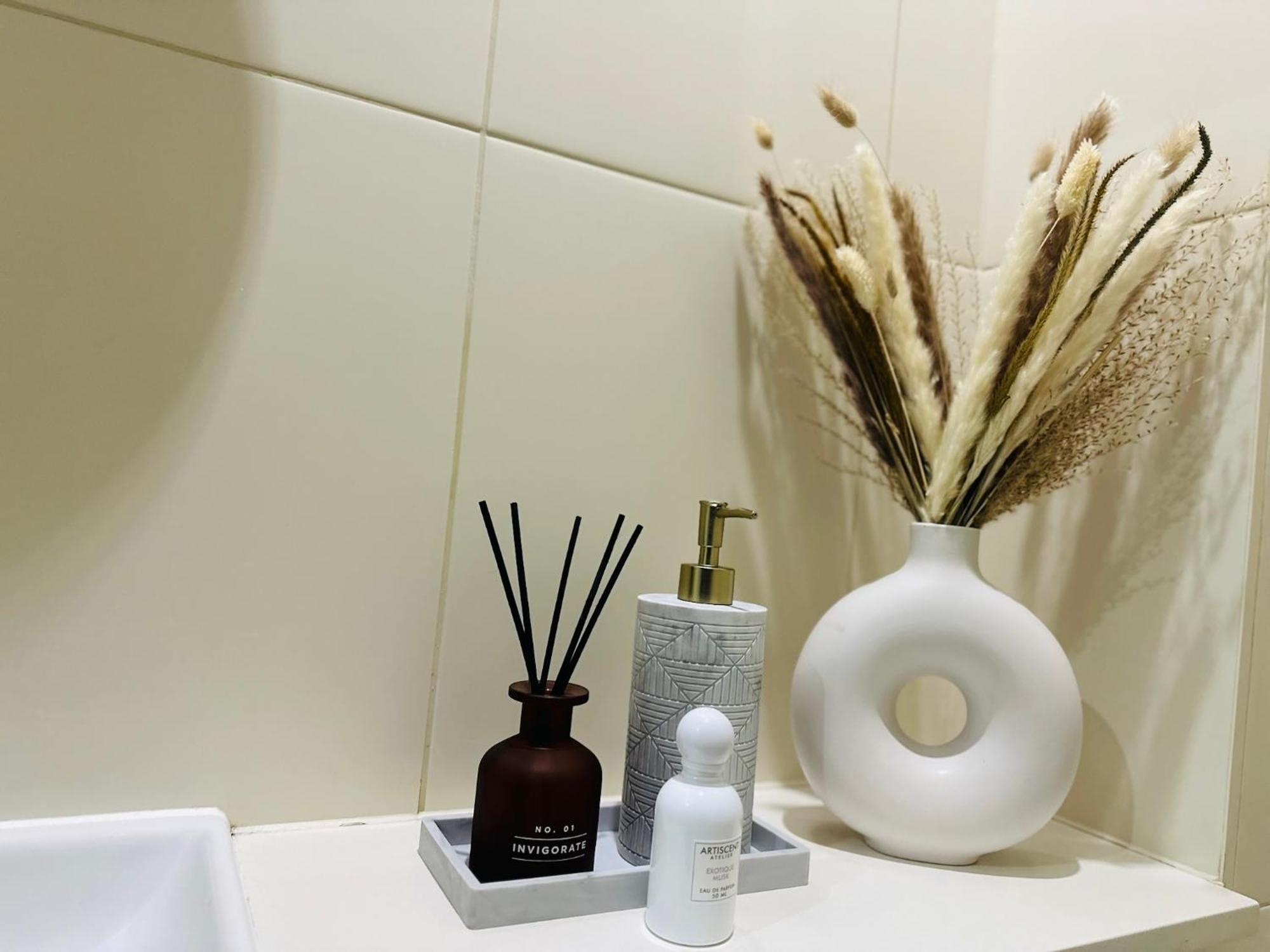 Stylish, Modern Apartment In Central لندن المظهر الخارجي الصورة