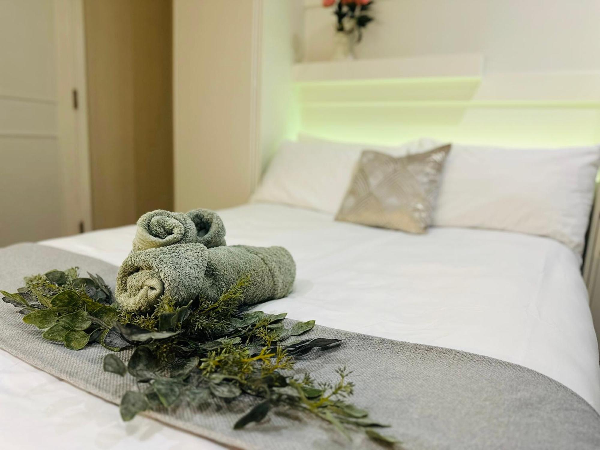 Stylish, Modern Apartment In Central لندن المظهر الخارجي الصورة